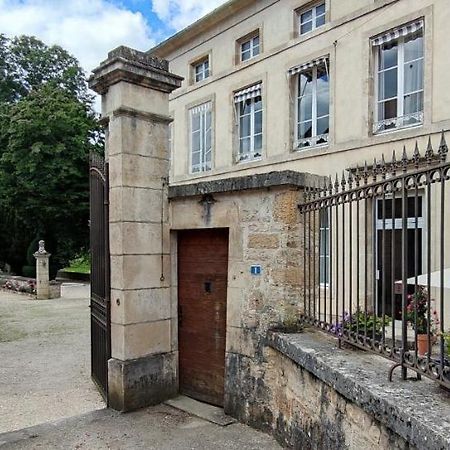 Bed and Breakfast Manoir De L'Echauguette Laignes Esterno foto