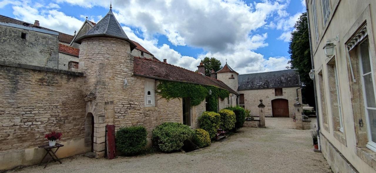 Bed and Breakfast Manoir De L'Echauguette Laignes Esterno foto