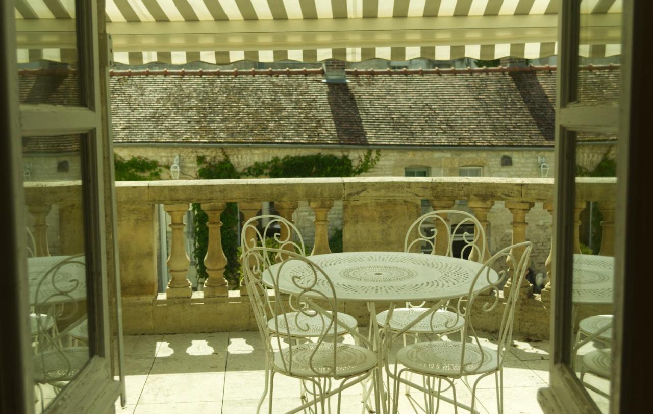 Bed and Breakfast Manoir De L'Echauguette Laignes Esterno foto
